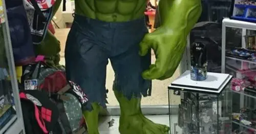 D TOYS COLLECTION & HEROES ASYLUM  CAFE BOGOTÁ